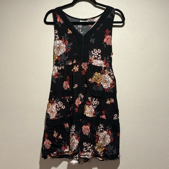 Maurices floral flowy dress - Picture 1 of 6
